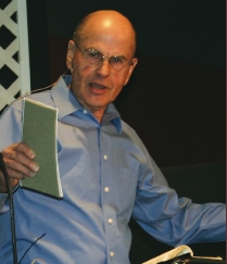 Dale Ratzlaff teaching